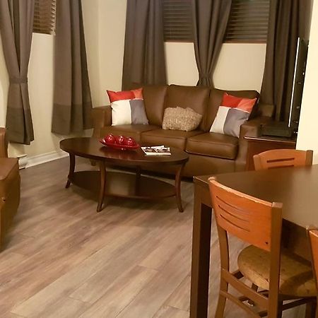 1-Bedroom Apartment Sweet #8 By Amazing Property Rentals Гатино Екстериор снимка