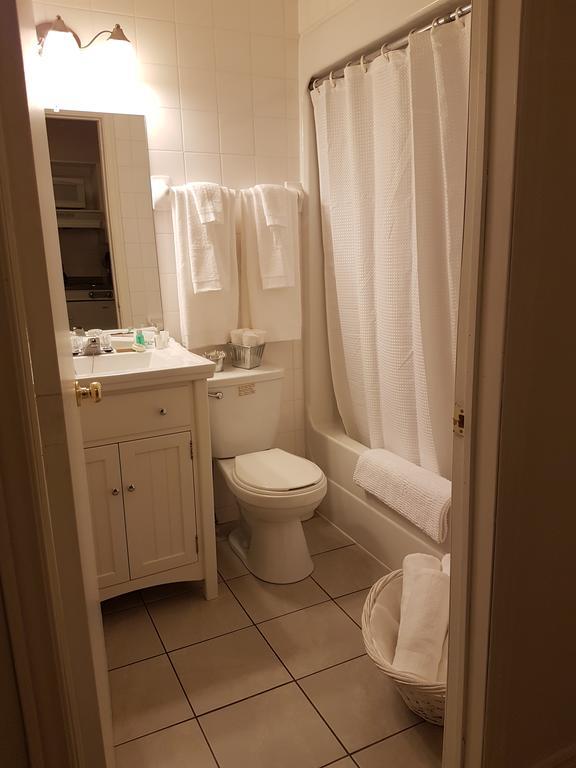 1-Bedroom Apartment Sweet #8 By Amazing Property Rentals Гатино Екстериор снимка